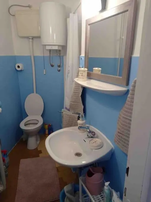 Bright And Charming Studio Apartment 리예카