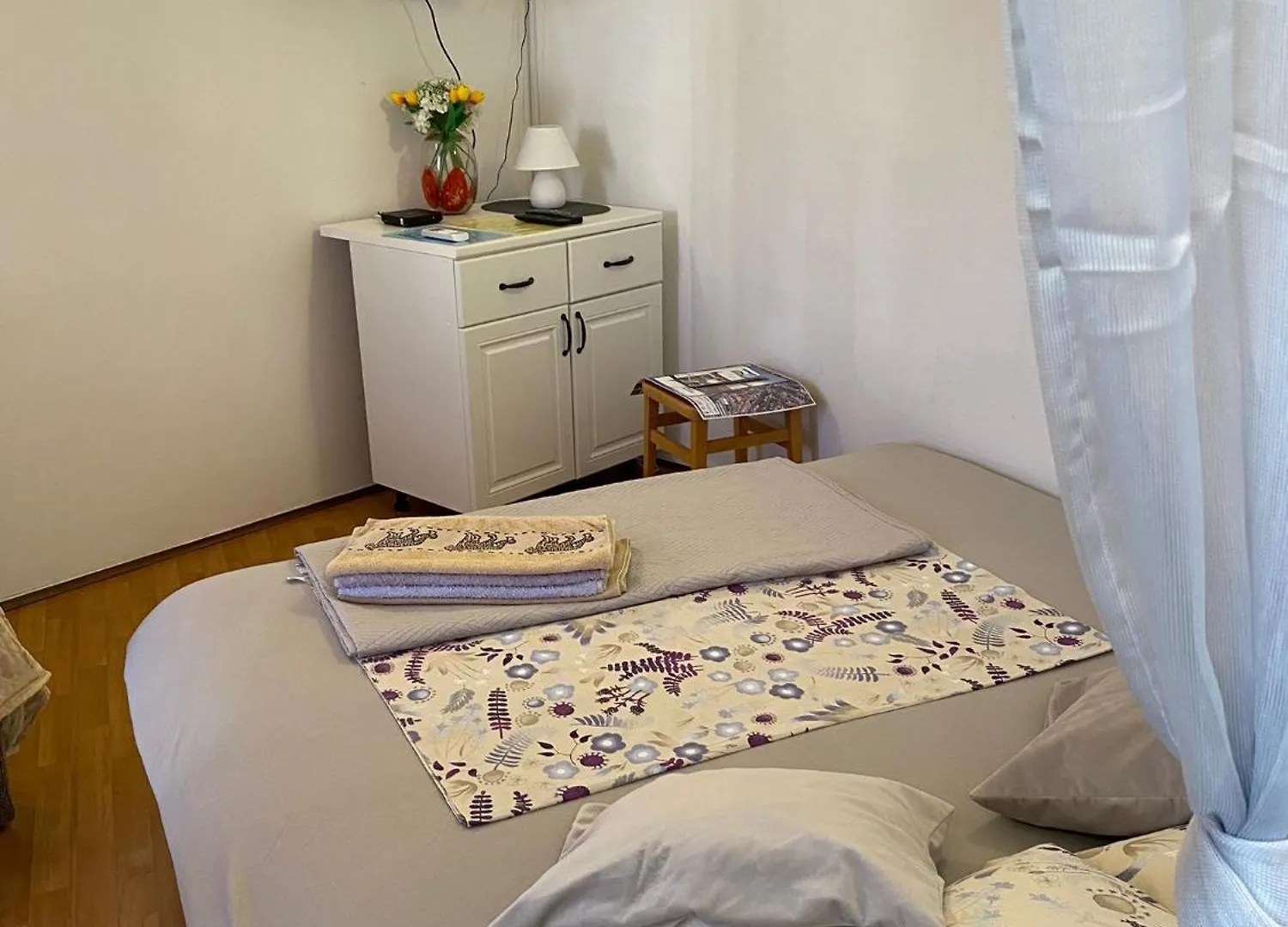 Bright And Charming Studio Apartment 리예카