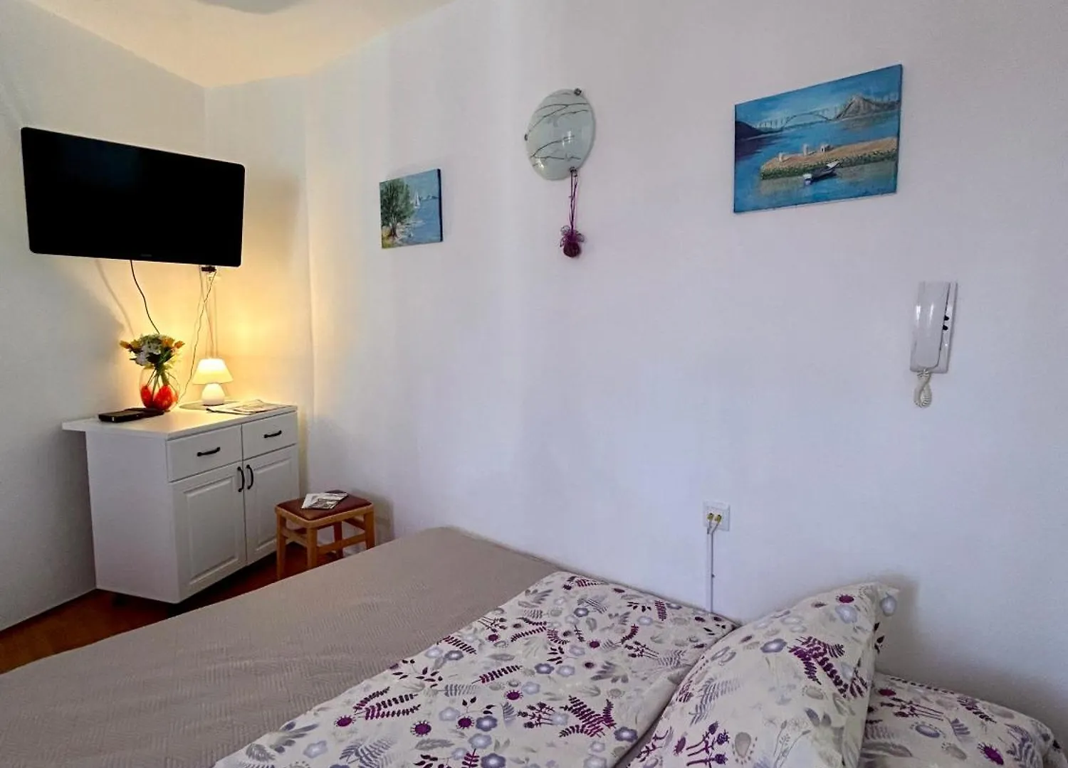 Bright And Charming Studio Apartment 리예카 0*,  크로아티아